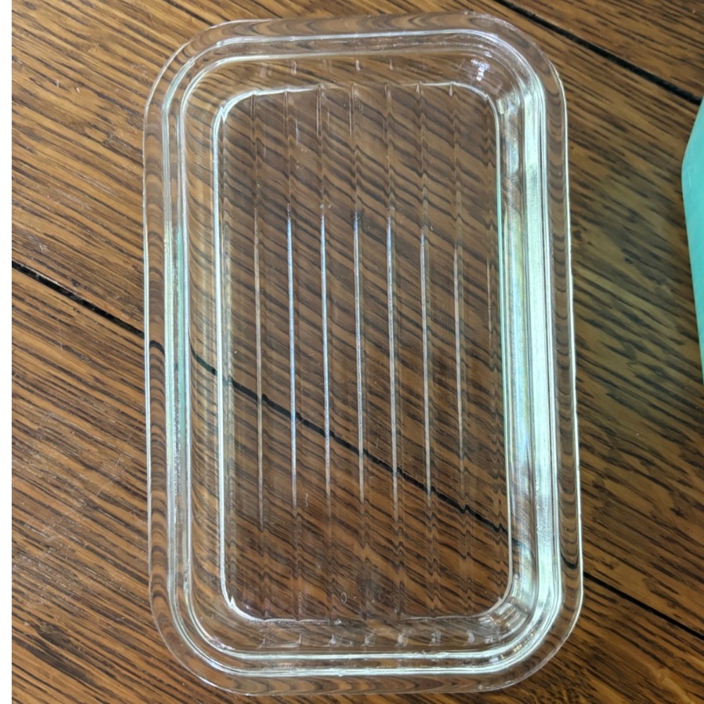 Vintage Pyrex Refrigerator Dish w/ Lid 💙 - Picture 4 of 6